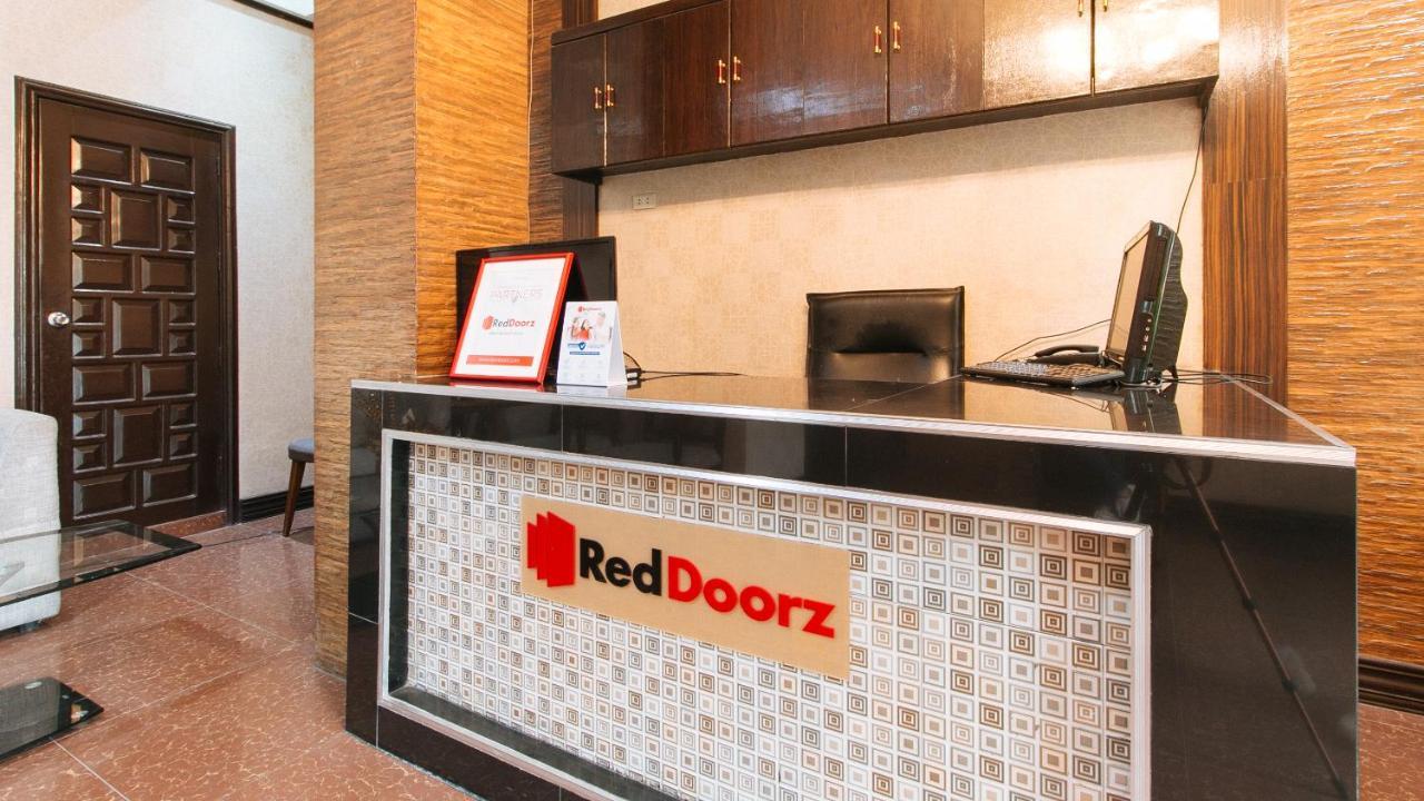 Reddoorz Plus At Canley Residential Pasig City Exterior foto